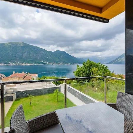 Apartments Casa Delone Kotor Zimmer foto