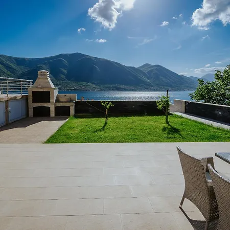 Apartments Casa Delone Kotor Zimmer foto